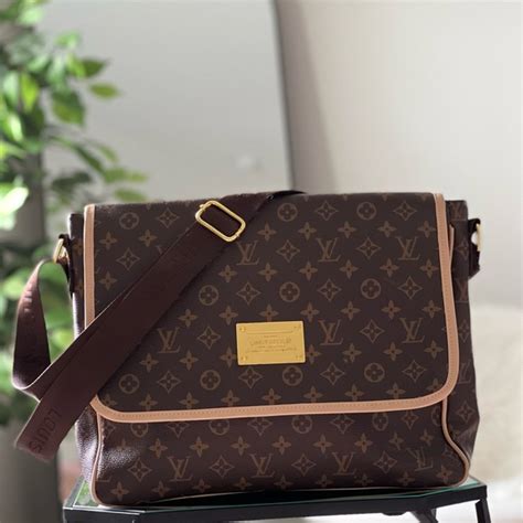 louis vuitton inventpdr bag